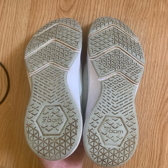 Nike Zoom Tennis Shoes - Picture 5 of 5